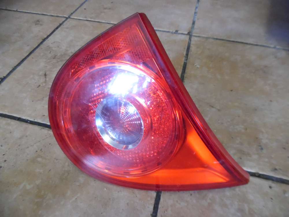 VW Golf V R�ckleuchte Bremsleuchte innen Links 1K6945093