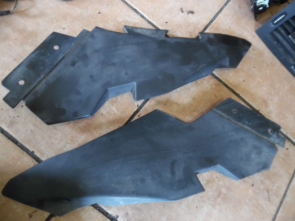 Mercedes-Benz B-Klasse W245 Scheinwerferabdeckung A1698210336 A1698210436