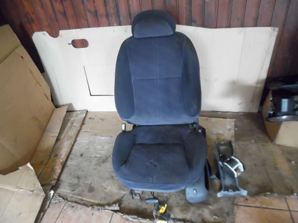 Ford Mondeo II Sitz mit Sicherheitsgurt Vorne Links Stoff 