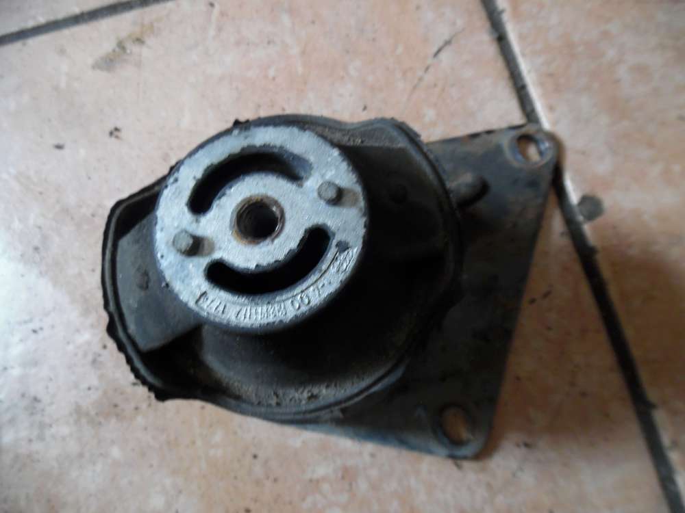 VW Polo 6N 1,0L Motorlager Motorhalter Rechts