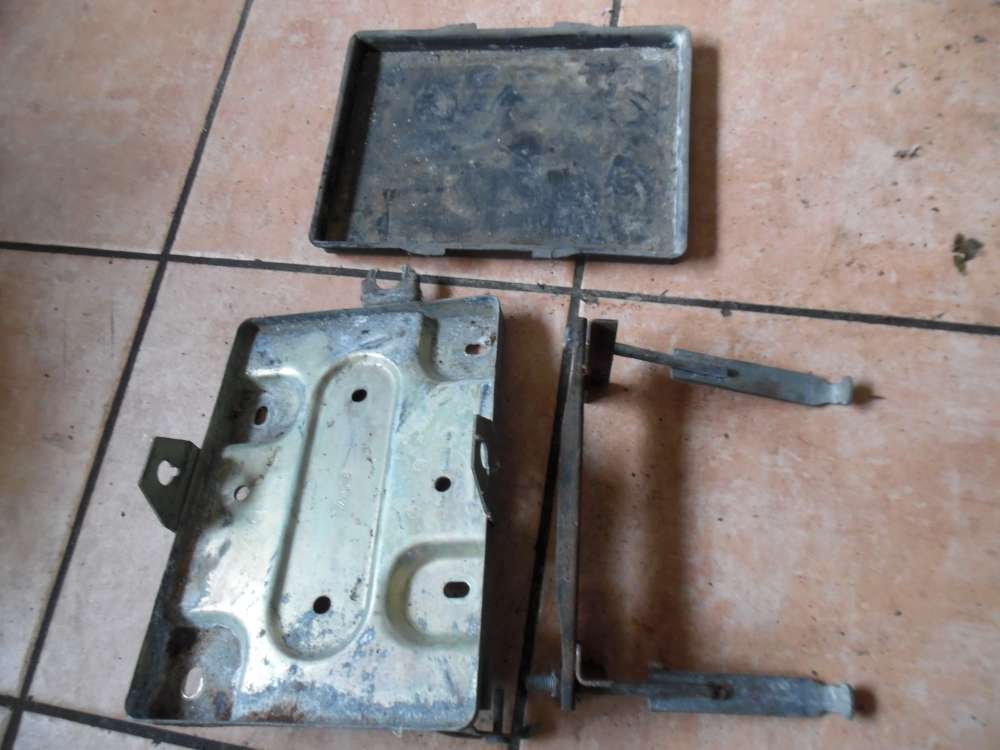 Lada Kalina Batteriehalter Tr�ger 2123-3703095