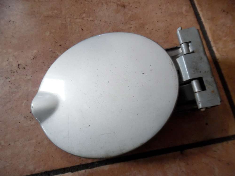 Lada Kalina Tankdeckel Tankklappe grau