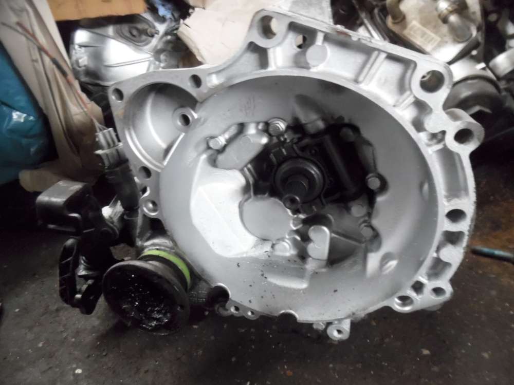 VW Polo 6N 1,0L Getriebe Schaltgetriebe 5-gang 085301103S 