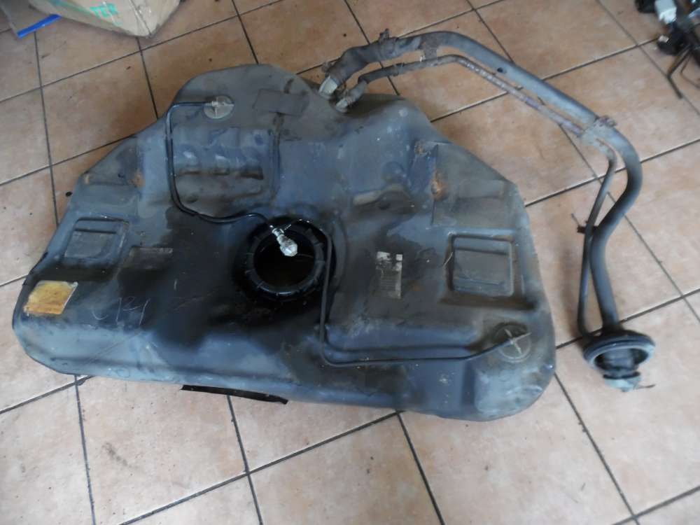 Mazda 6 2,0Di Kraftstofftank Dieselpumpe GJ6AF42111 