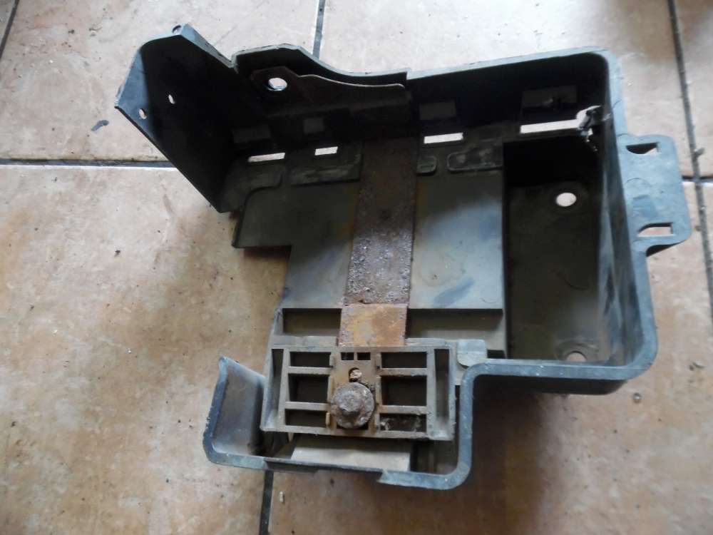 Ford Focus MK1 Ablagekasten Batterie 98AB-10723