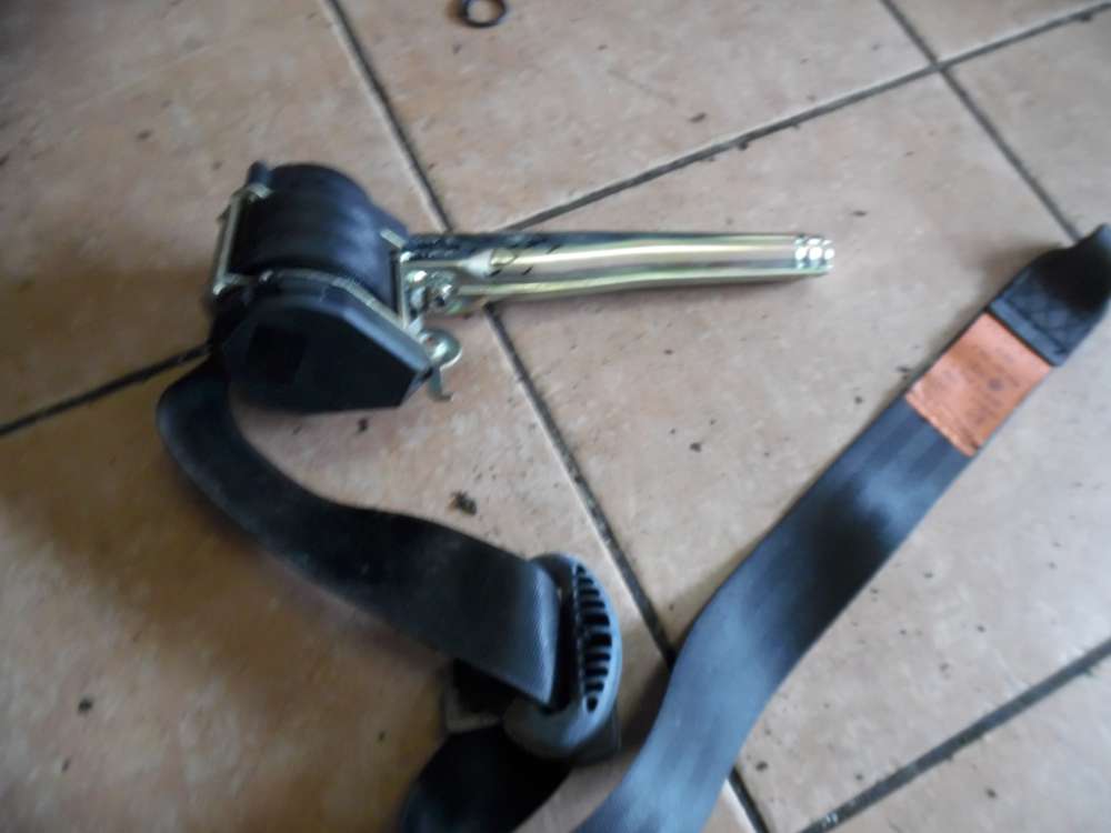 VW Polo 6N Sicherheitsgurt Vorne Rechts 6N3857706