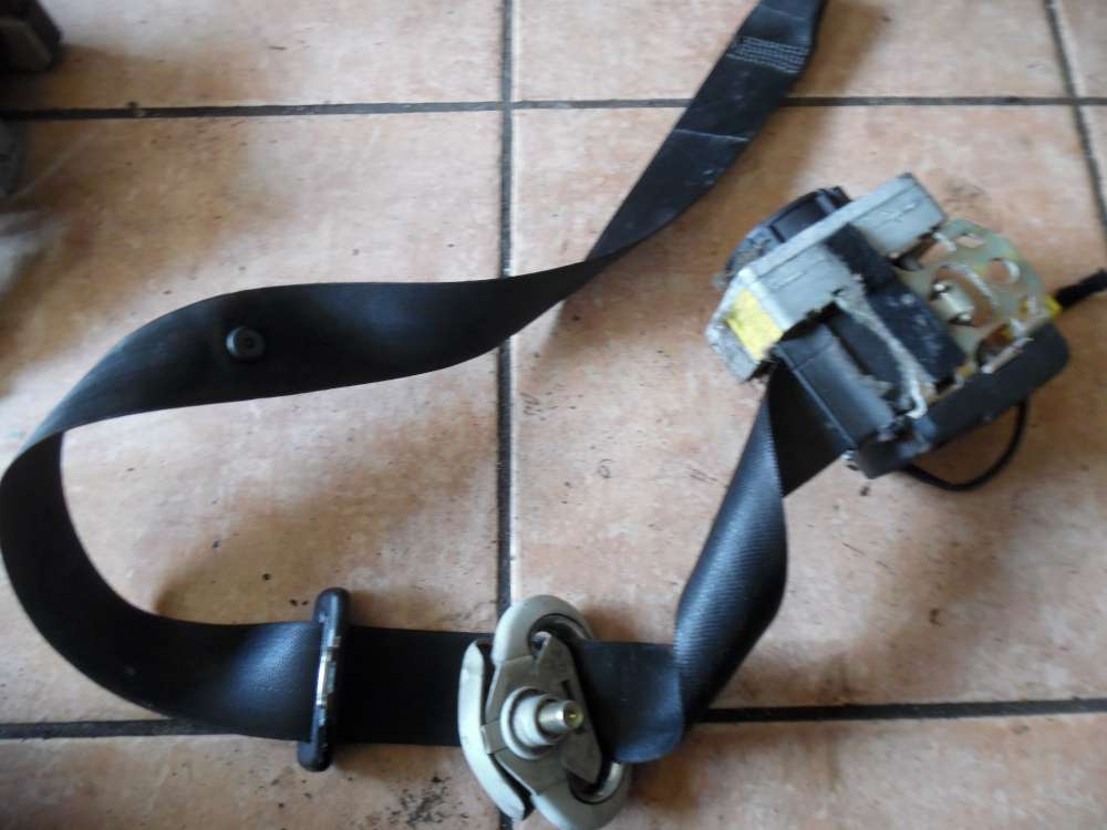 VW Golf IV Sicherheitsgurt Gurt Vorne Links 1J3857705