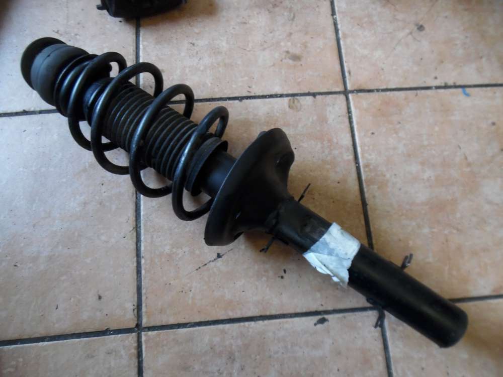 VW Golf IV Federbein Vorne Rechts 1J0413031