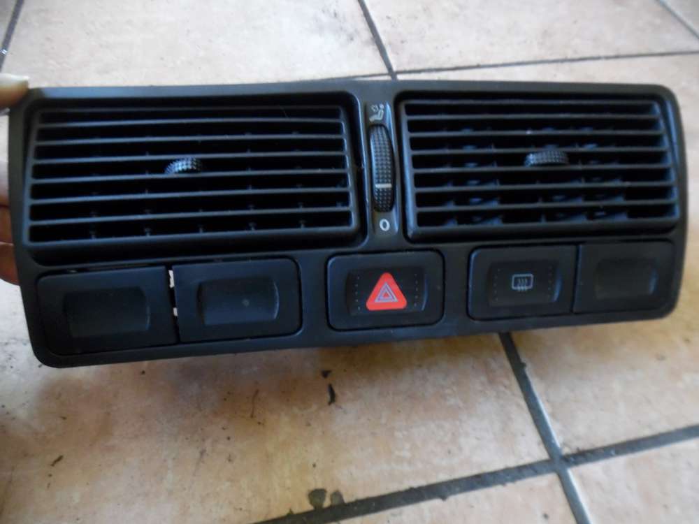VW Golf IV Luftd�sengeh�use Luftd�se mitte 1J0819728