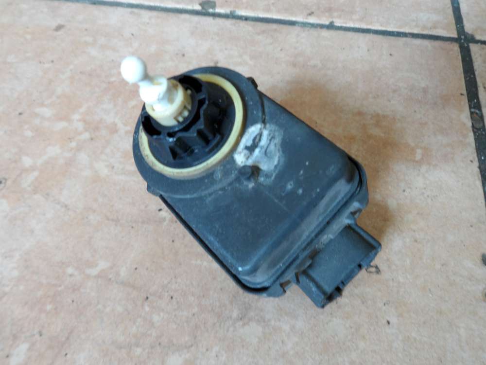 Nissan Micra K11 Stellmotor Scheinwerfer Links