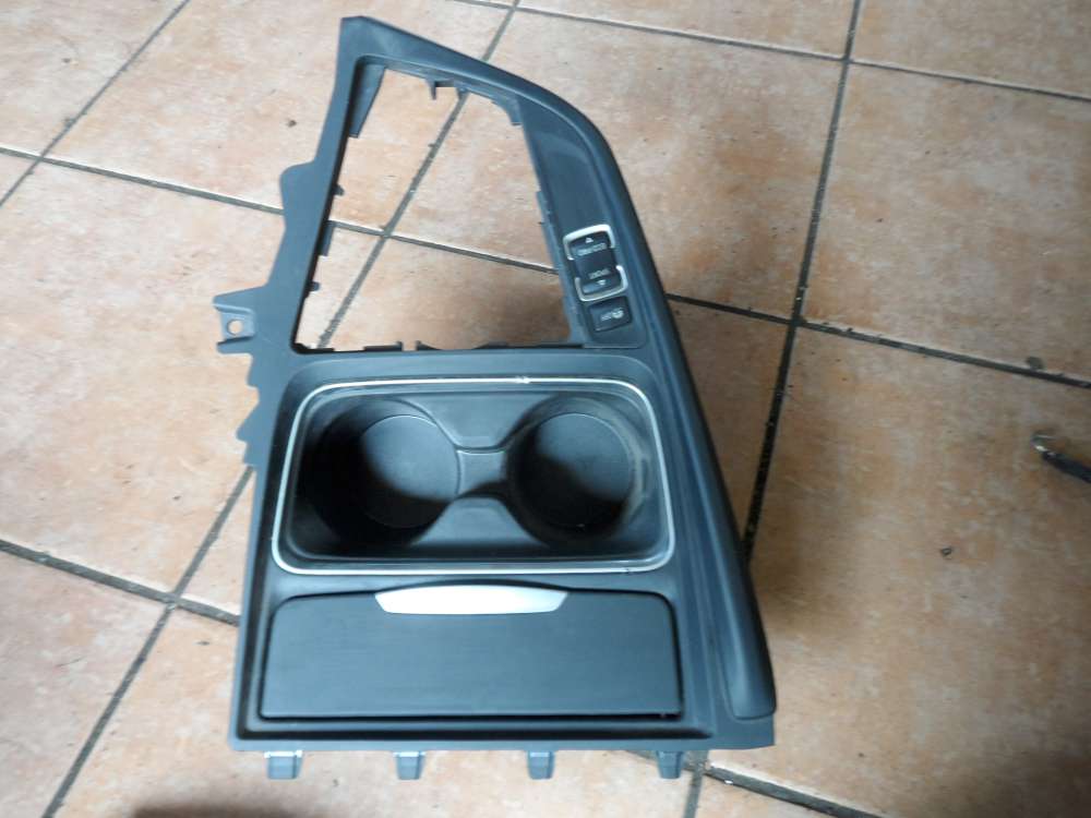 BMW 3er F30 Mittelkonsole Getr�nkehalter 9218925