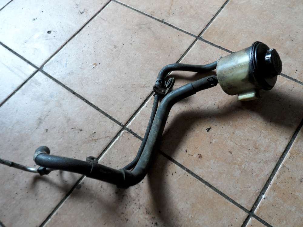 Nissan Almera Tino Servobeh�lter Servoleitung Servoschlauch 