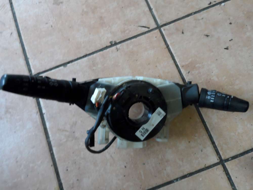 Nissan Almera Tino Lenkstockschalter Kombischalter 25560BM565