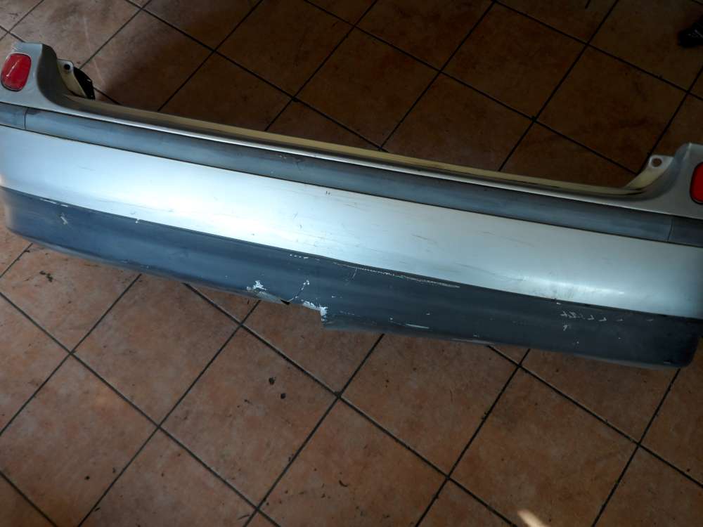 Nissan Almera Tino Sto�stange Hinten Silber