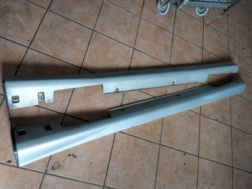 Nissan Almera Tino Seitenschweller Schweller 76852BUXXX/ 76853 BUXXX Silber