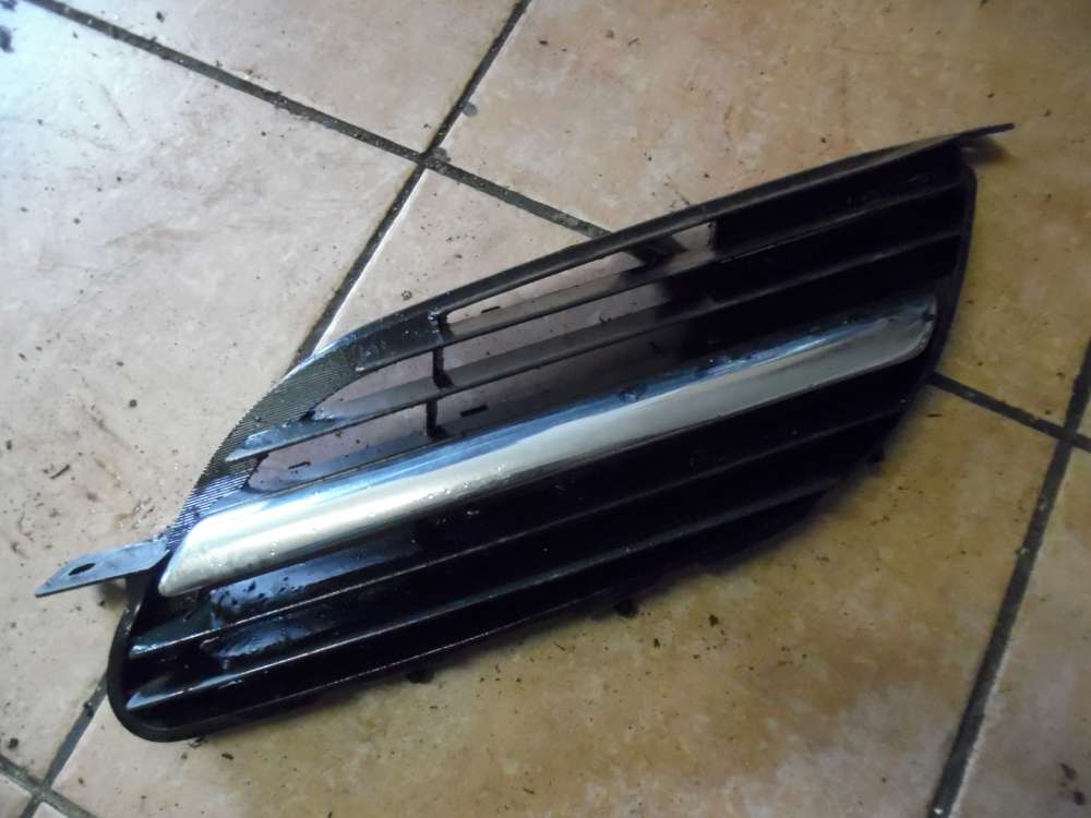 Nissan Almera Tino Grill K�hlergrill Links 62330BU000 