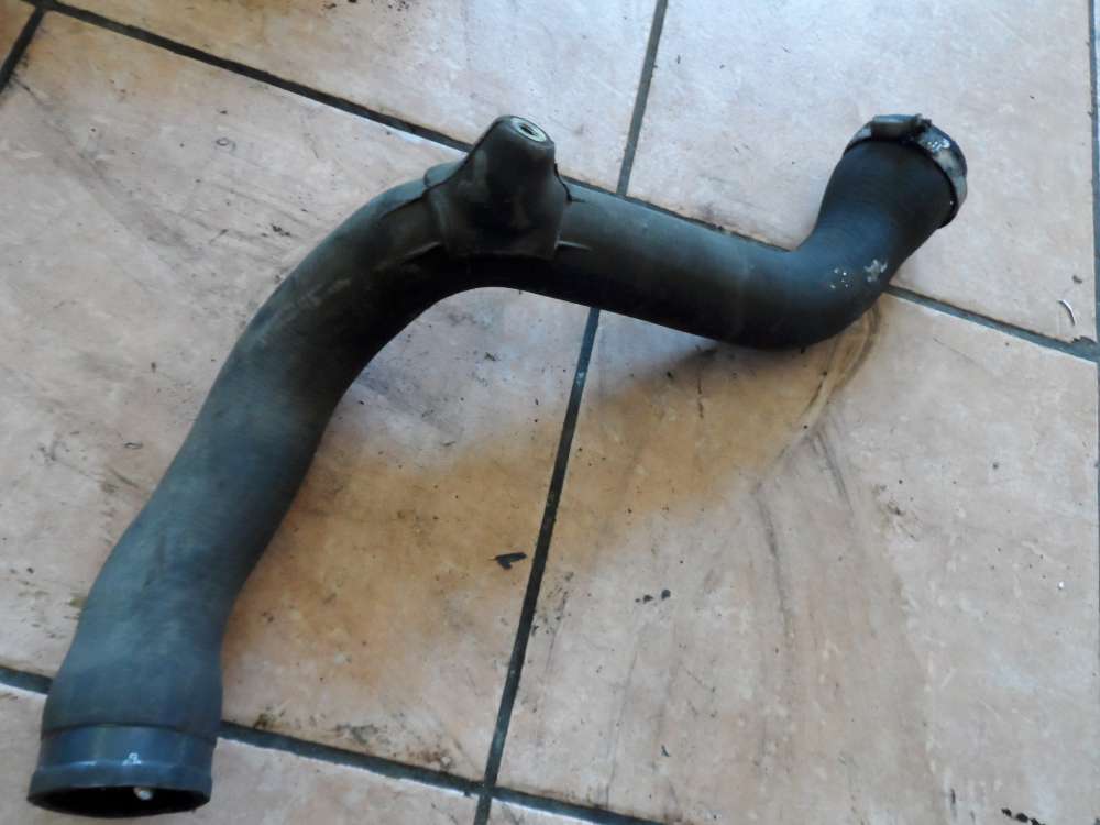 Nissan Almera Tino V10 2,2dci Ladeluftk�hlerschlauch 