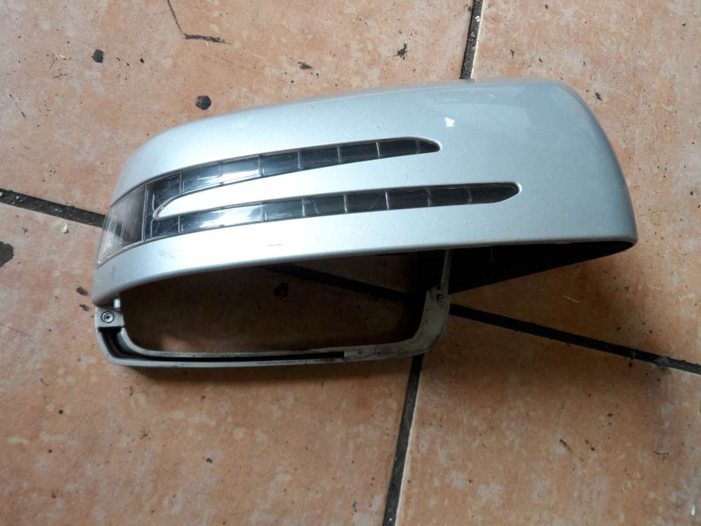 Mercedes Benz C E S Kappe Spiegelkappe Spiegelblinker Rechts A2129067301 