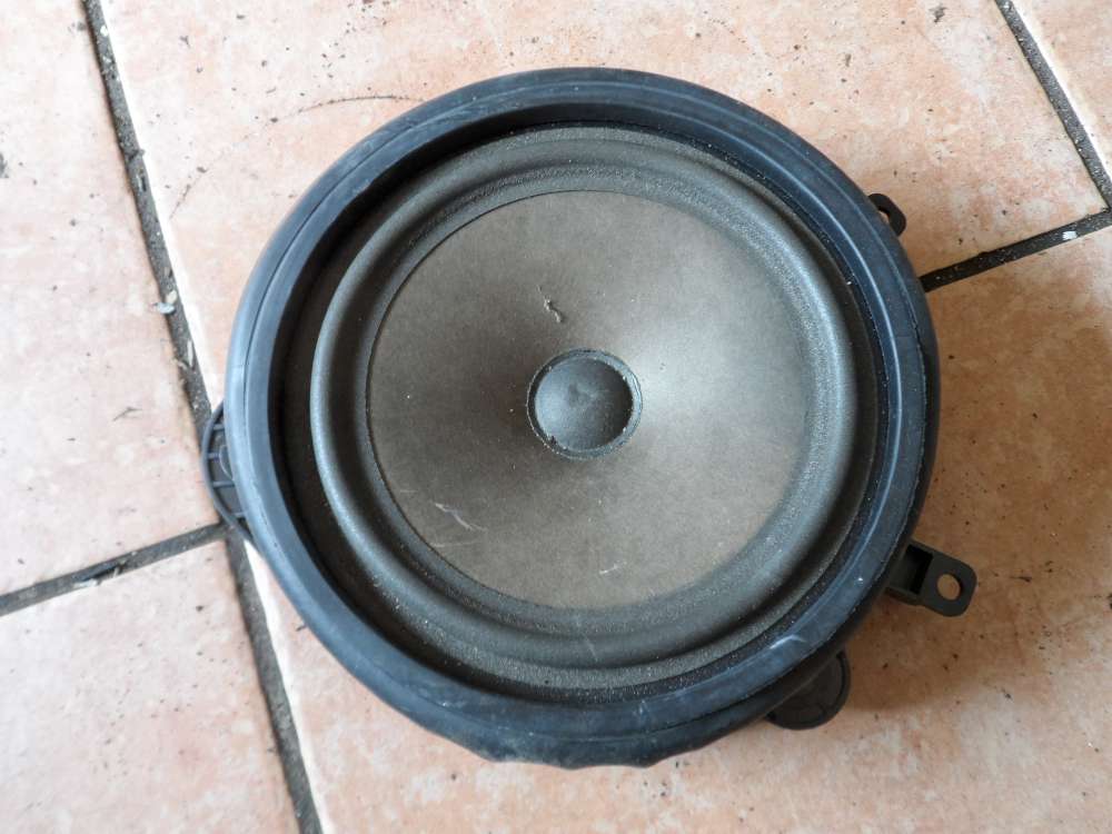 Audi A3 8P Lautsprecher Hocht�ner 8E0035411