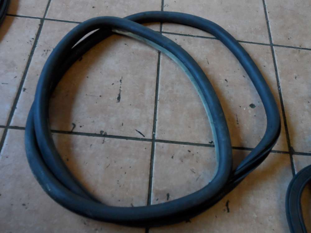 Audi A3 8P T�rdichtung Dichtung Hinten Links 8P4833721