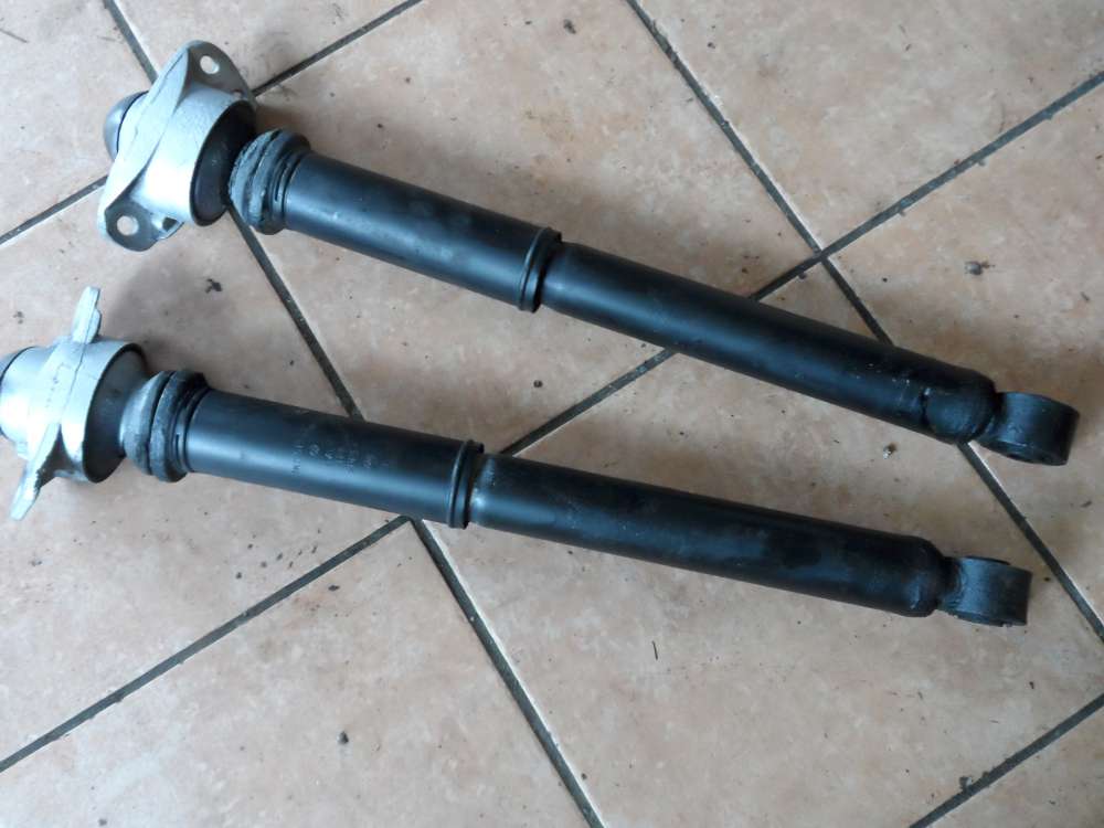 Audi A3 8P Federbein Sto�d�mpfer Hinten 1Ko513425