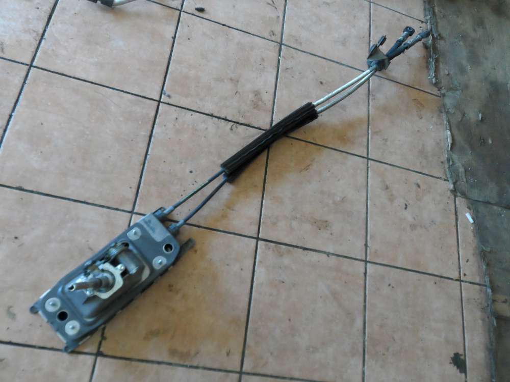 Audi A3 8P Schalthebel Schaltkulisse 6-Gang 1K0711049AT