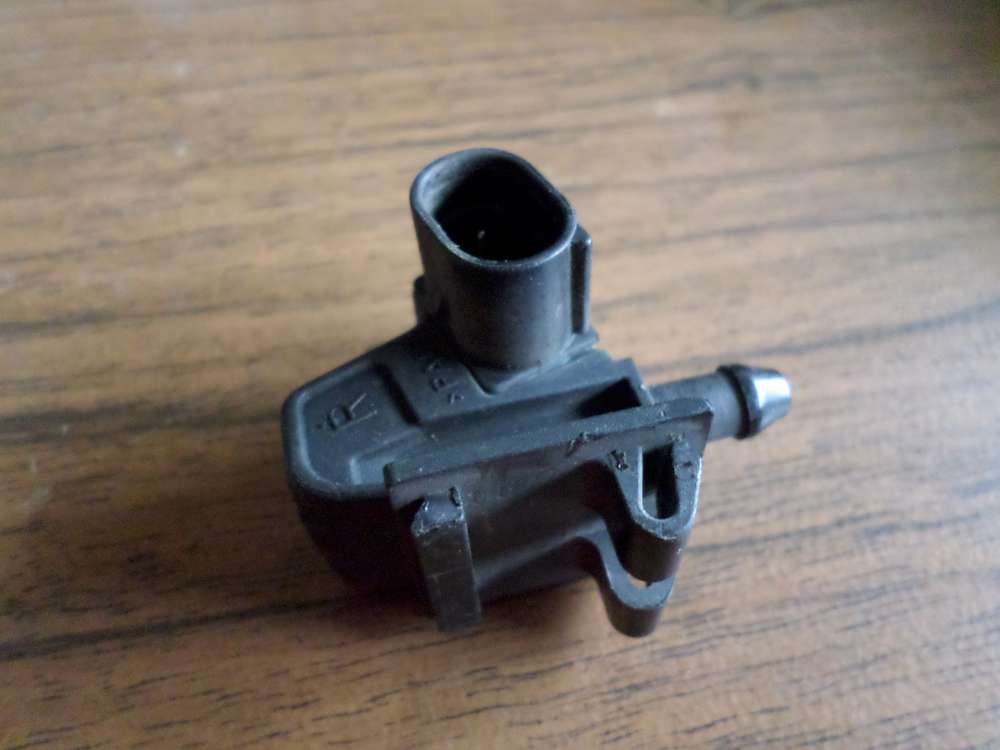 Audi A4 Waschwasser Dse Scheibe Rechts 8D0955988A